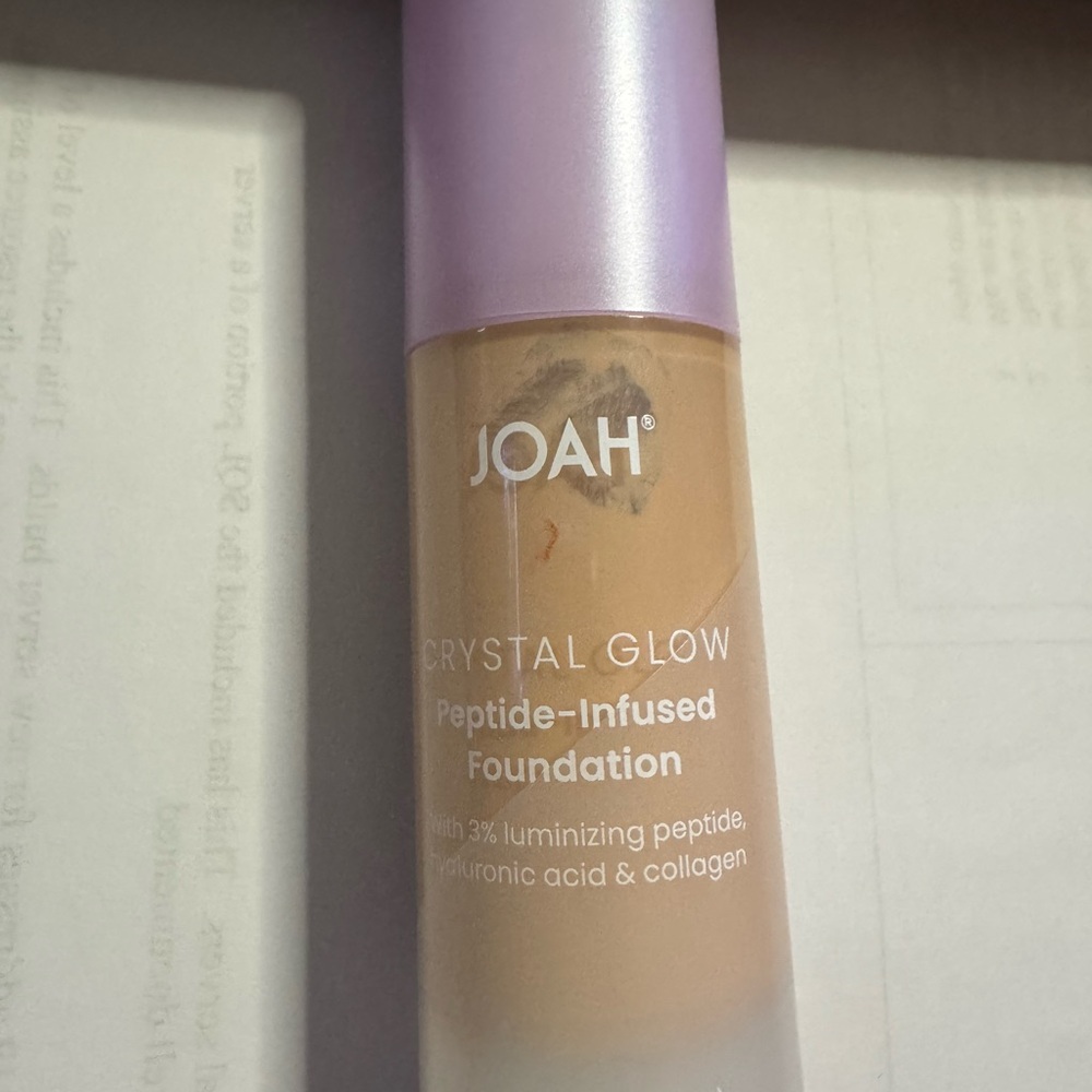 JOAH Foundation Crystal Glow Makeup